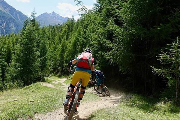 grs-quadrat-radfahren-mountain-600x600