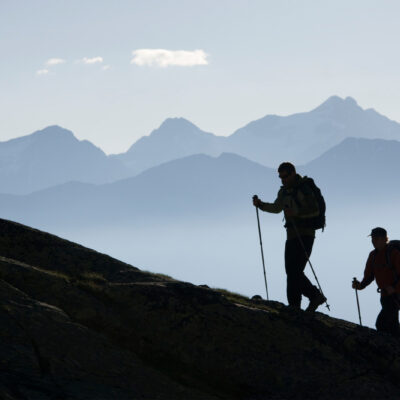 Gruener_header_bergwandern_1600x1067